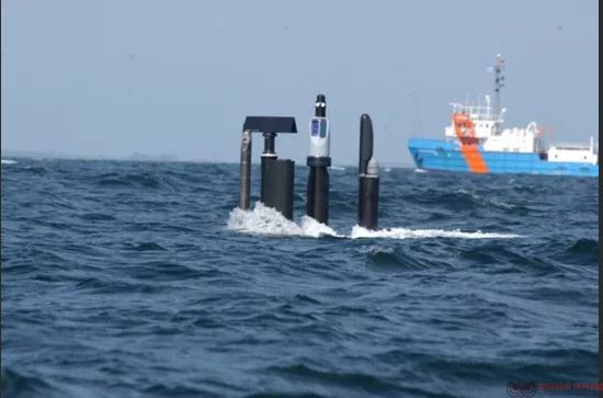 О выдвижных устройствах подводных лодок